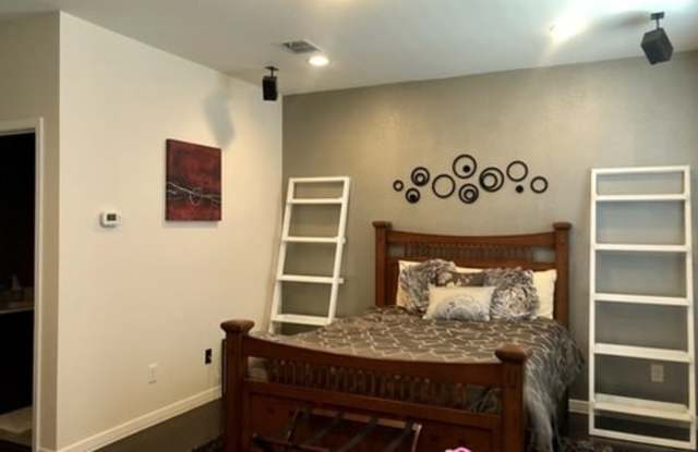 3934 Amberwood Drive Gallery 4