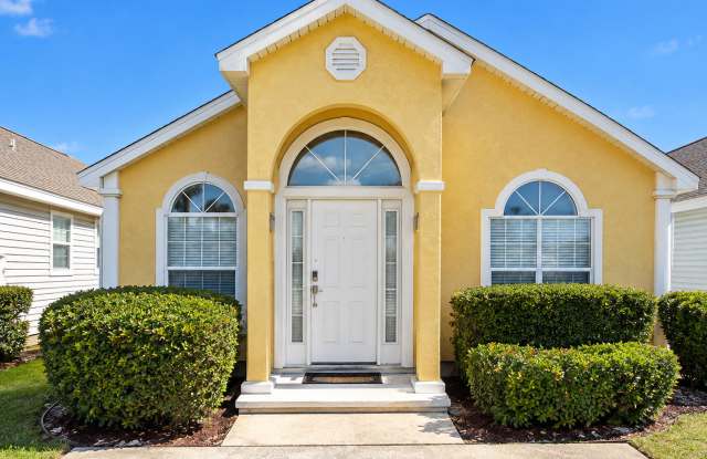 PET FRIENDLY! Charming 3 Bedroom, 2 Bath, Home Gallery 1