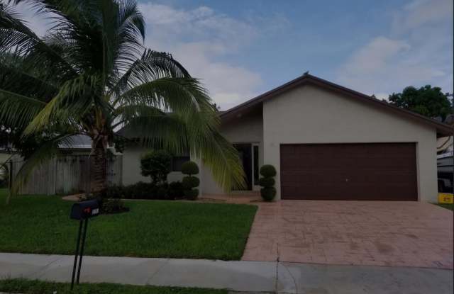 22761 SW 64th Way photos photos
