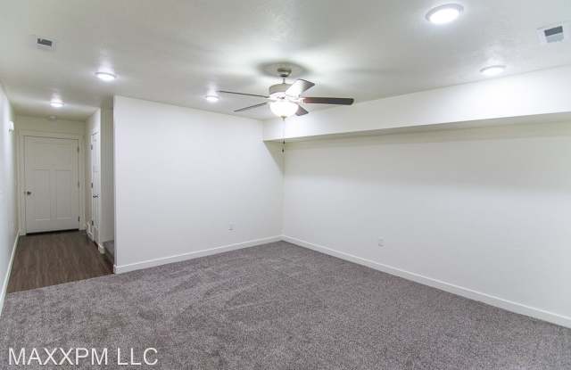 4084 E Sunbury Ln Gallery 3