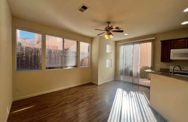 Welcome to 11033 Caminito Arcada – Beautiful 2BD/2.5BA Home in San Diego - 11033 Caminito Arcada, San Diego, CA 92131