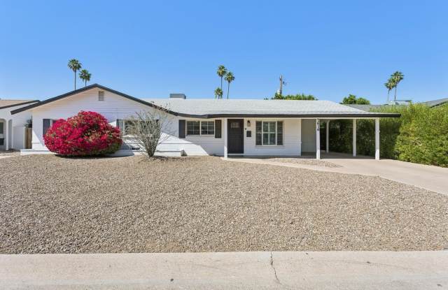 7616 E 3rd Street photos photos