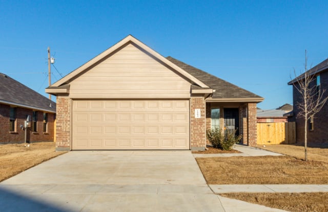 1504 Dove Circle - 1504 Dove Cir, Ennis, TX 75119