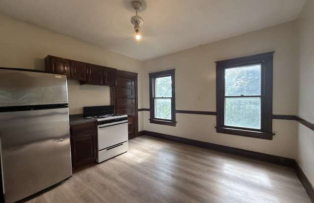 184 Fairview Street unit: 3 photos photos