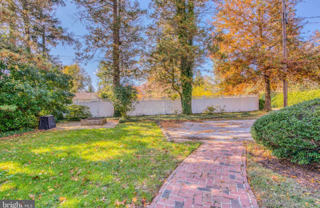 5918 CHARLESMEAD ROAD Gallery 4