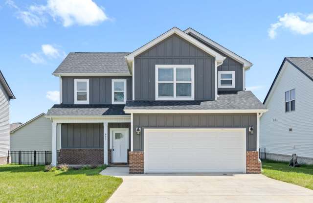 Pet Friendly Three Bedroom! - 605 Wespanee Way, Clarksville, TN 37042