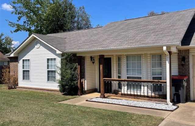 1810 Cherrybark DR Gallery 2