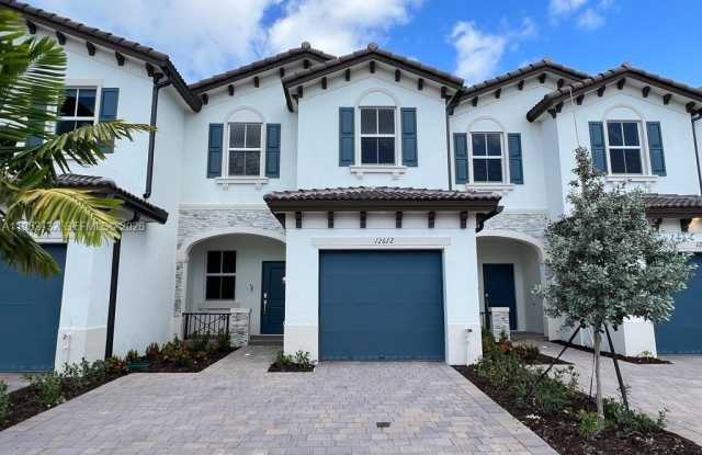 12612 NW 23rd Pl photos photos