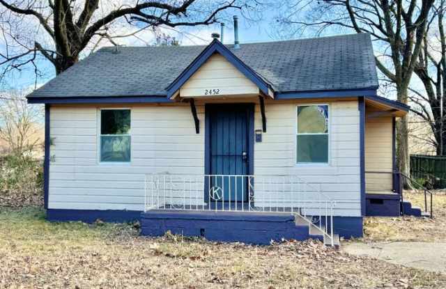 2452 Pecan Circle photos photos