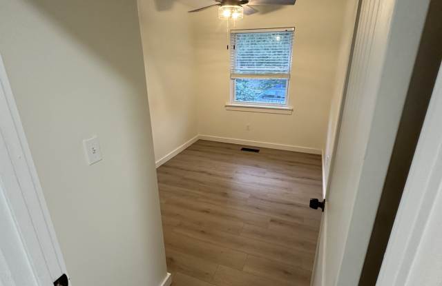 332 20th Street Northeast Gallery 3