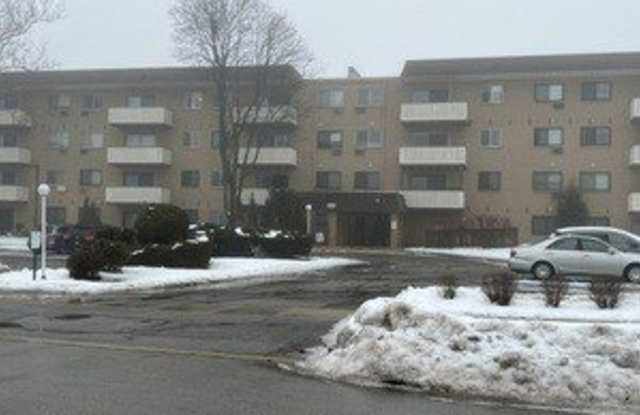 290 N Westgate Road - 290 North Westgate Road, Mount Prospect, IL 60056