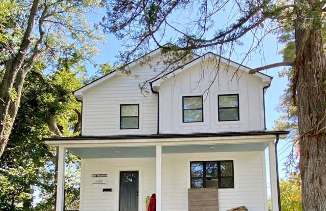 Newly Built 6 Bedroom and 6 Bathroom House! photos photos