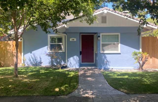 Newly remodeled 2 bedroom/1 bath photos photos