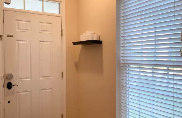 4676 CARISBROOKE LANE Gallery 3