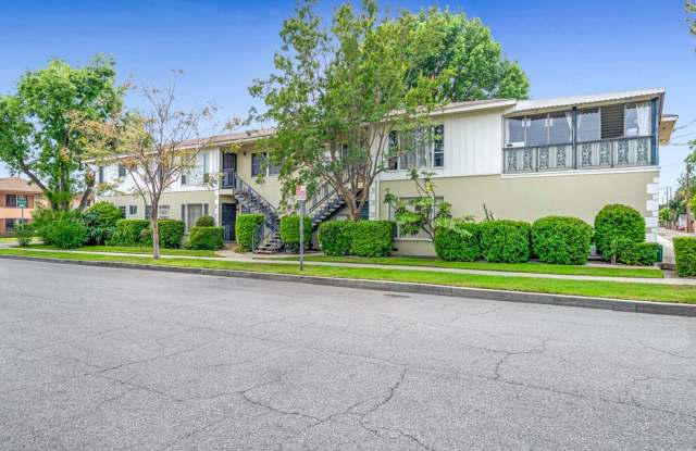 2 BEDROOMS 1 BATH UNIT IN GREAT LOCATION!!! photos photos