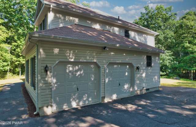 105 Seneca Court Gallery 4