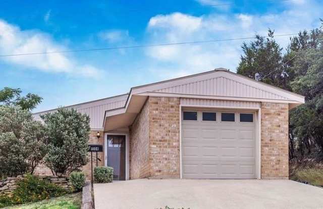 1504 Fifth St - 1504 5th Street, Kerrville, TX 78028