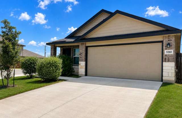 3202 Lamoka Lake, San Antonio, TX 78245 | Home for Rent 78245 Gallery 3