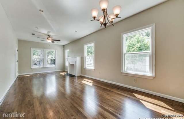 1519 W Elsmere Pl Gallery 2