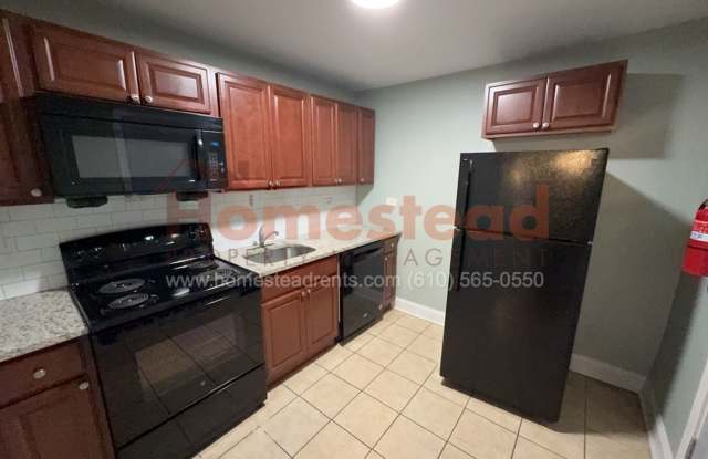 3 BEDROOM HOME IN CLIFTON HEIGHTS! photos photos
