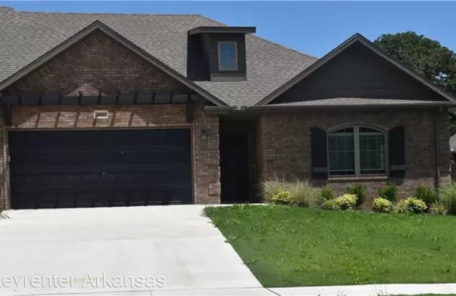 3050 Greystone - 3050 Greystone Drive, Fayetteville, AR 72764