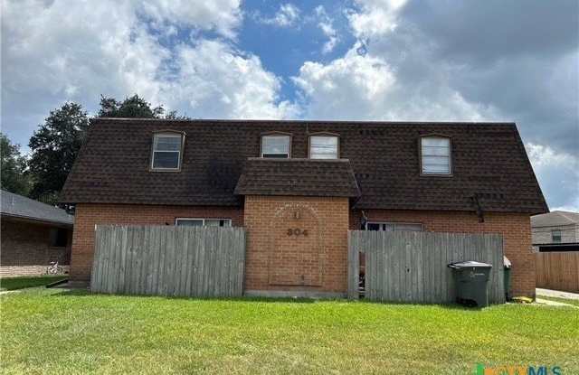 304 Palmwood Drive unit: C - 304 Palmwood Drive, Victoria, TX 77901