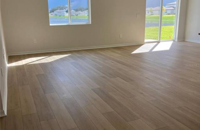 2070 ROSEWOOD Gallery 3