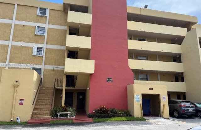 9190 Fontainebleau Blvd - 9190 Fontainebleau Boulevard, Fountainebleau, FL 33172