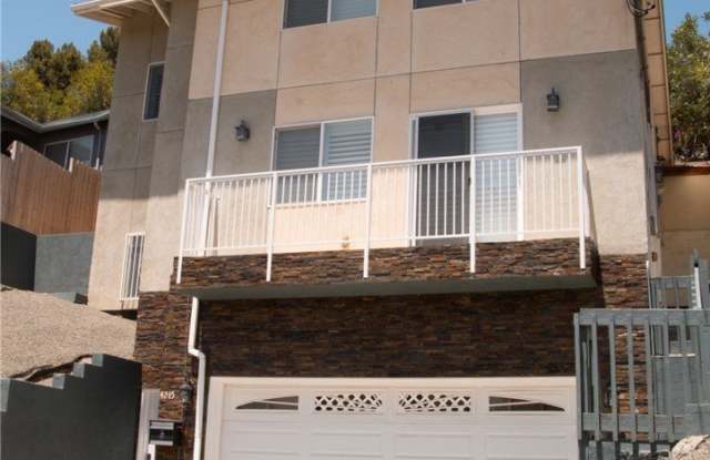 4215 Portola photos photos