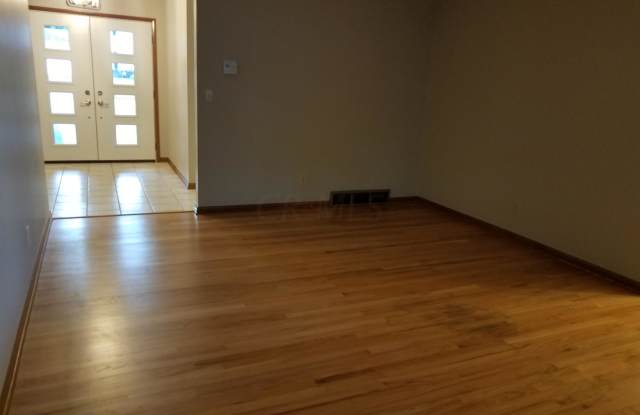 5960 Tulip Hill Road Gallery 4