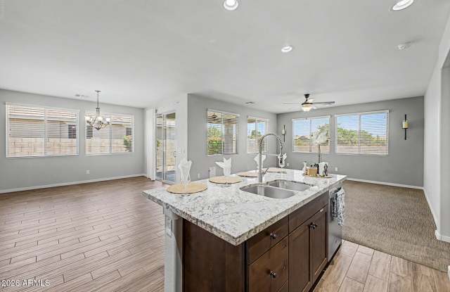 3413 N LOMA Vista Gallery 2