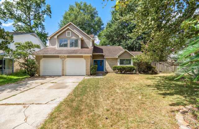 Beautiful 4 bedroom 2 1/2 baths, 2 story for lease in the Elm Grove Village Subdivision - Kingwood - 5115 Shady Gardens Drive, Houston, TX 77339