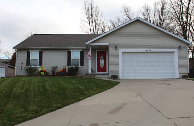 4528 Grand Ridge Drive Southwest - 4528 Grand Ridge Drive Southwest, Wyoming, MI 49418