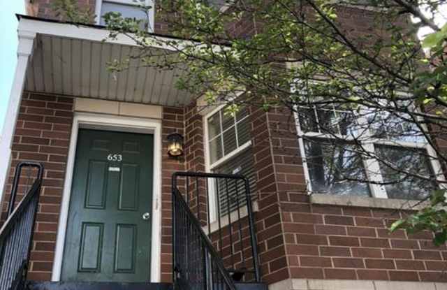 Perfect Condo on Division! photos photos