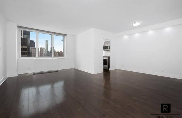 212 E 47th Street unit: 31-B - 212 East 47th Street, New York City, NY 10017
