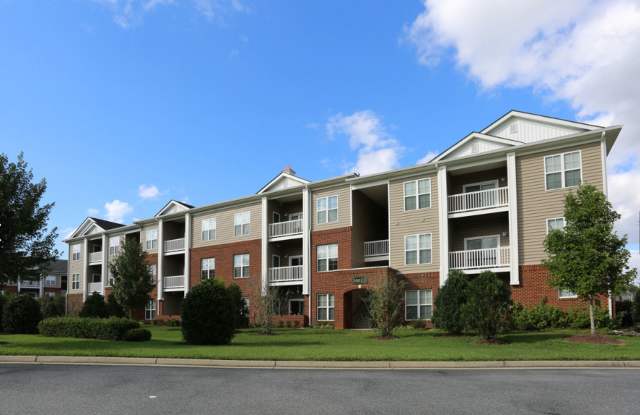 Eagle Harbor Apartments photos photos