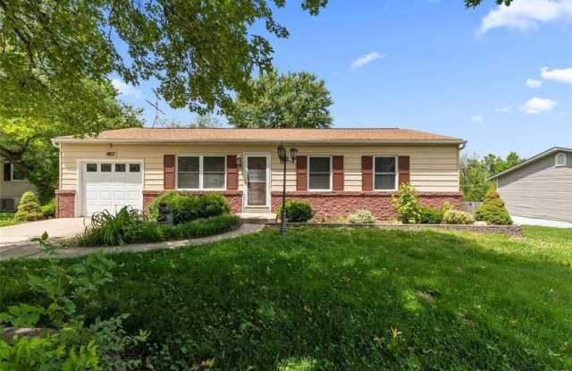 1027 Dauphine Lane - 1027 Dauphine Lane, Manchester, MO 63011