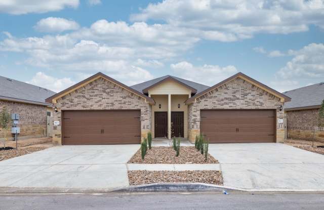 GORGEOUS 3 BEDROOM DUPLEX LOCATED IN CONVERSE, TX! photos photos