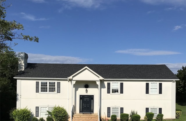 105 Snooty Fox Road - 105 Snooty Fox Road, Bedford County, VA 24556
