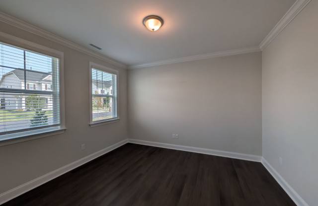 Like-New 3BR + Private Office Home with 2-Car Garage in Wake Forest Gallery 3