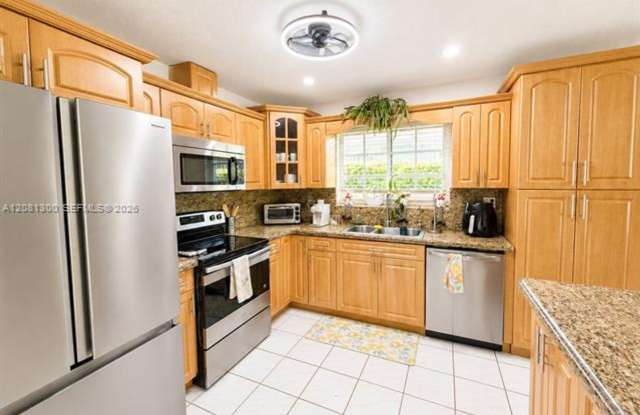 2245 SW 62nd Ave # 0, Miami, FL 33155 Gallery 1
