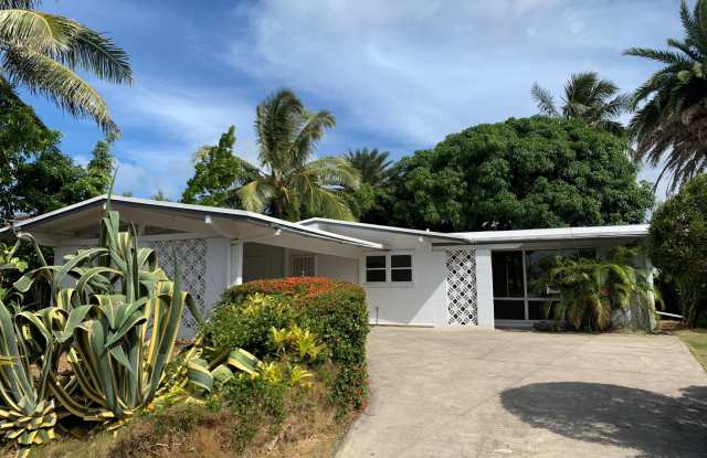 Kailua- Updated 3 bedroom 2 bath beautiful home Gallery 3