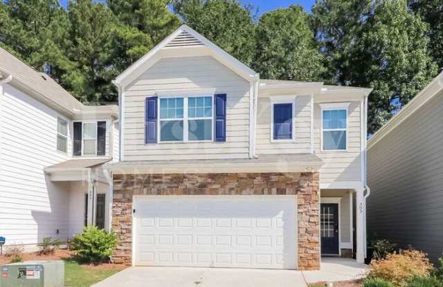 305 Pinewood Drive photos photos