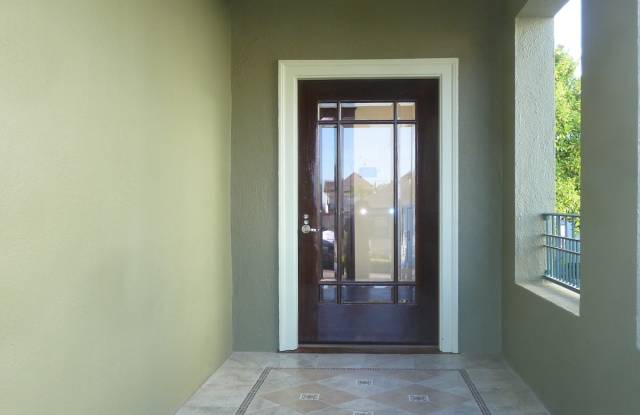 830 Georgia Street Gallery 3