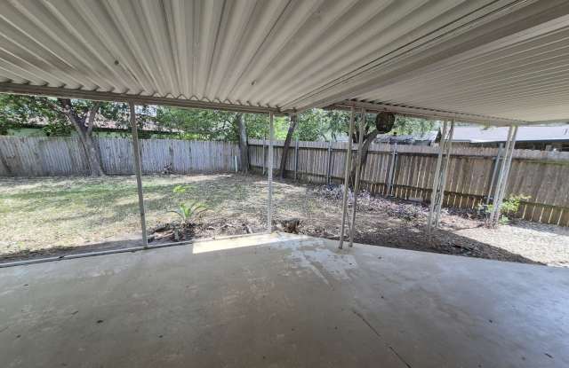 2718 DENNLER DR Gallery 3