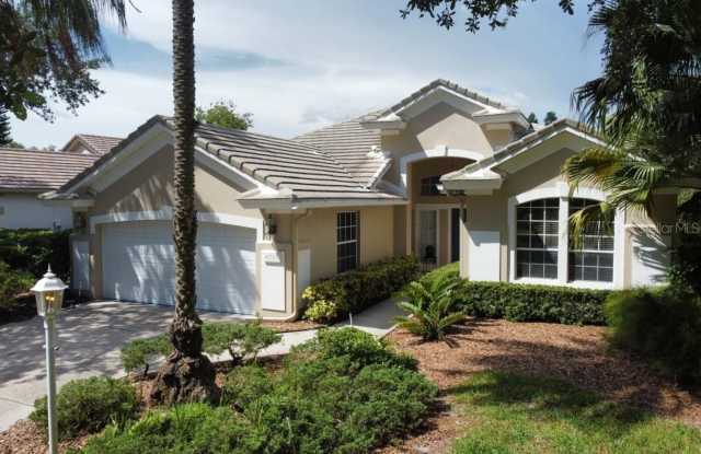 Rent a luxurious golf course lifestyle home in Sarasota, FL photos photos