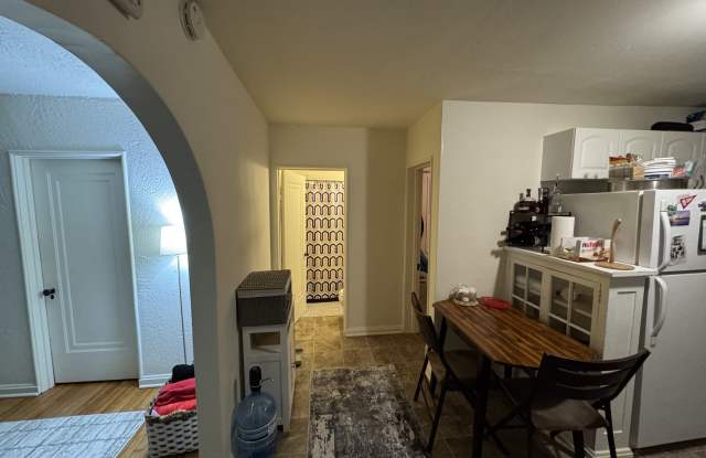 2127 University Avenue - 2 photos photos