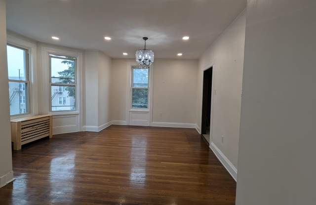 89 LEMBECK AVE Gallery 4