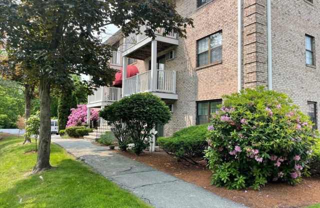 12 Kenmar Dr photos photos