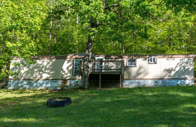 4301 Budds Creek Road, Cunningham, TN 37052 photos photos